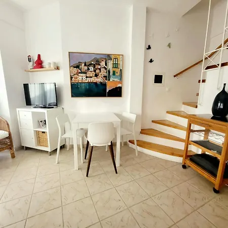 Tetis Seafront Maizonette Holiday home Nikiti (Sithonia)