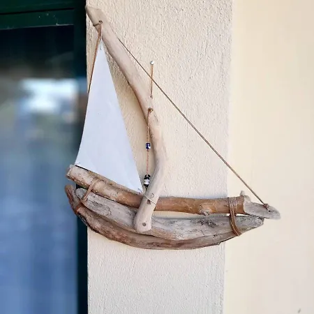 Tetis Seafront Maizonette Σπίτι διακοπών Νικήτη