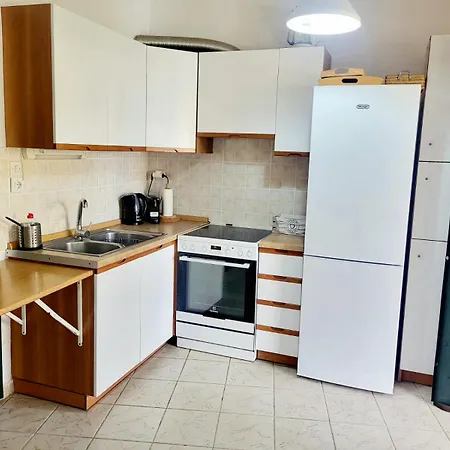 Tetis Seafront Maizonette