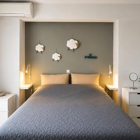 Дом отдыха Tetis Seafront Maizonette *