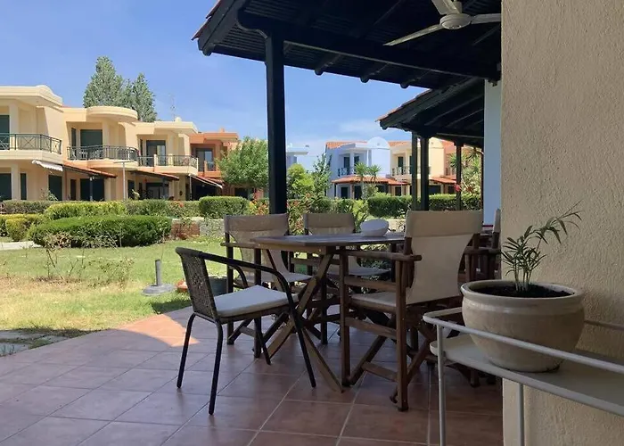 Tetis Seafront Maizonette * Nikiti (Sithonia)