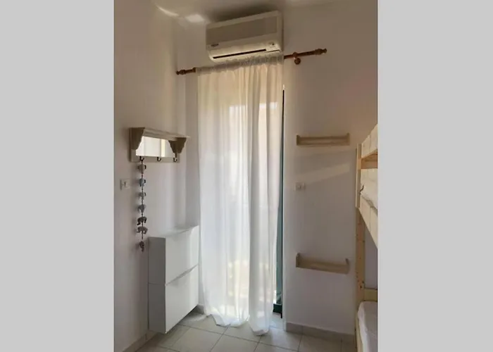 Tetis Seafront Maizonette